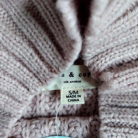 NWT Tea & Cup Cute Cold Shoulder Sweater - Picture 10 of 12